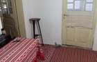 Casă cu 2 camere cu Teren 2325 Mp în Scornicești - 1