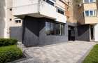 Faleza Nord, spatiu comercial din constructie 190 mp. , 5 camere, curte - 12