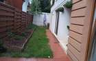 Particular, vand apartament 3 camere cu curte 90 mp