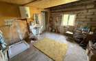 Casa partial renovata, 60mp utili , 6000 mp teren, zona Georocu Mare - 9