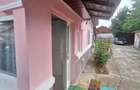 Casă cu 4 camere cu Teren 1030 Mp în Gioseni - 1