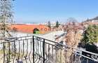 Apartament in casa 5camere - scara interioara - Magazin Star - 6