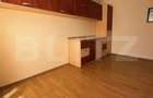 Apartament 3 camere, 63mp, decomandat, Siret - 12