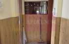 Apartament cu 3 camere de vanzare in Campina, central - 1