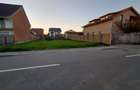 PROPRIETAR ,vand teren intravilan in TIMI?OARA , construc?ii regim de inaltime P + 1 + M
