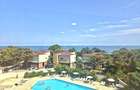 Apartament spatios pentru familie in Olimp 87 mp, aproape de mare