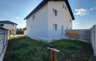 Duplex spatios cu 4 camere si mansarda cu placa de beton,gata de mutat - 1
