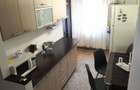 Inchiriez apartament 3 camere - 1