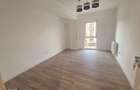 De vanzare apartament 3 camere Dambul Rotund - 1