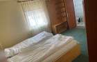 PROPRIETAR , vand casa cu 12 camere si mansarda - 4