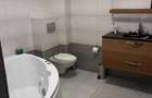 Inchiriez apartament 3 camere - 1