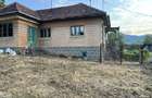 Casă cu 3 camere în Certeju de Sus