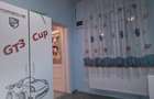 De inchiriat apartament 3 camere la curte plus dependinte. - 2