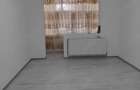 apartament cu doua camere la parter