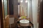 Inchiriez apartament Universitate 50 mp etaj 3.