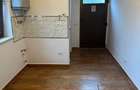 Spatiu comercial/Camera de locuit.