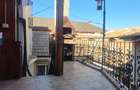 Casa Locuibila Km 5, 325 Mp Teren, Dechidere la Strada 21 Ml