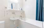 Apartament cu 3 camere decomandat în Romană
