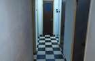 3 camere, proprietar vand apartament cu parcare chiar langa scara blocului