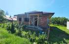 Casă la roșu cu 4 camere, 122 mp utili, teren 465 mp – Băicoi