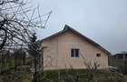 Casă cu 2 camere cu Teren 1000 Mp în Central - 3