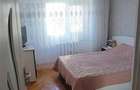 Apartament cu 3 camere decomandat  Dacia, bloc 1990 - 3
