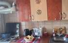 Apartament cu 3 camere decomandat în Piața Centrală