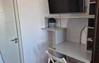 Inchiriez garsoniera, Jiului, Bucuresti sect 1, utilata si mobilata pret 280e negociabil, 3min de metrou, 0743056093