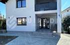Casa de inchiriat cu 5 camere, 3 bai, curte in Dezmir - 7