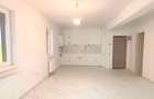 Spa?iu comercial stradal,cu chiria?i, str Sg Ilie Petre,3 parcari, - 7