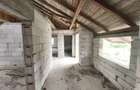 Duplex la rosu, 4400 mp teren, Siret - 13