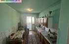 Apartament 4 camere de vanzare : Malu Rosu,cf.1A, 2gr.sanit,2balcoane, centrala - 4