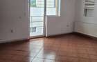 Apartament cu 4 camere decomandat în Central - 4