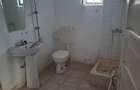 House to rent with huge yard to park motors