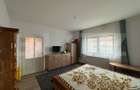 Casa de vanzare, cu 3 camere, 120 mp, 1080 mp teren, zona Simeria