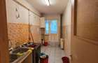 Apartament cu 4 camere de vanzare pe strada Parang