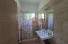 Vila de vanzare in Cornu ( Cornu de Sus) - teren 3300 mp