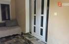 Apartament la curte comuna cu intrare separata, zona Dambovita - 13