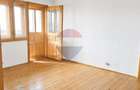 Apartament de vanzare/ 3 camere 2 bai/ str Granicerului Radauti