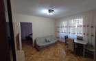 Apartament cu trei camere de inchiriat - 2