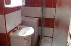 Camera de inchiriat la apartament cu 3 camere - 7