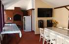Vila de inchiriat pt petreceri + sala moderna