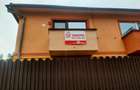 DOUA CASE DE VANZARE - ZONA  RACADAU - SINGUR IN CURTE - 1