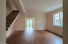 Duplex Mosnita Veche Zona centrala 125mp utilli - 1