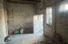 De vanzare apartament + curte in Comuna Baiculesti, Judet Arges - 5