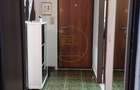 Apartament de vanzare cu trei camere, zona Turnisor. - 2