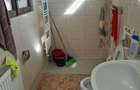 Casă în Strejnicu