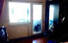 Vand apartamet 3 camere|Schimb si cu apartament in Bucuresti ,plus diferenta din partea mea