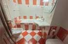 Apartamnet 3 decomandate, etaj 2, cu 2 bai, centrala, zona Ura