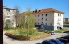 inchiriez apartament 3 camere - 1
